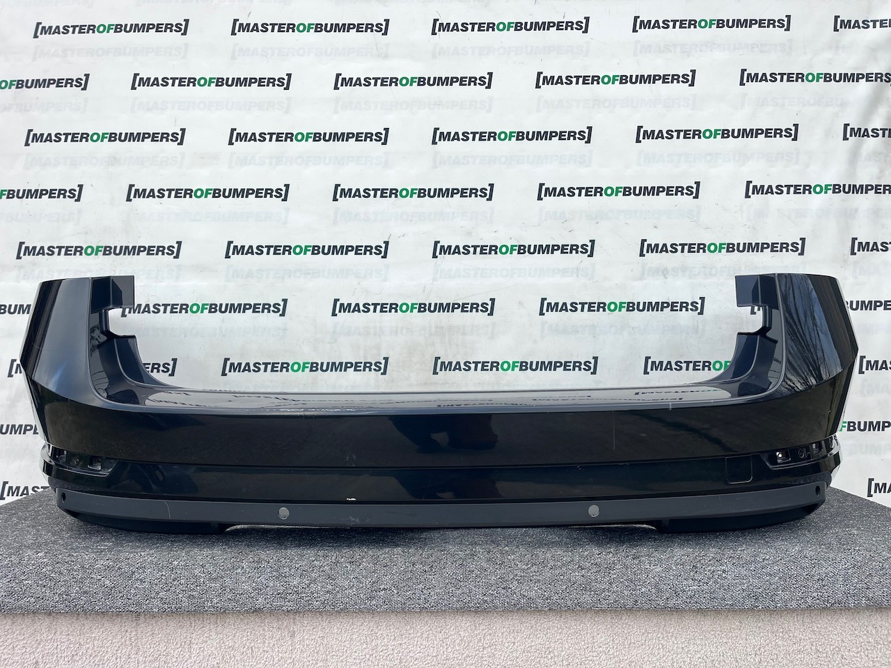 Skoda Superb Se Estate Only 2016-2022 Rear Bumper 4 Pdc Genuine [s661]