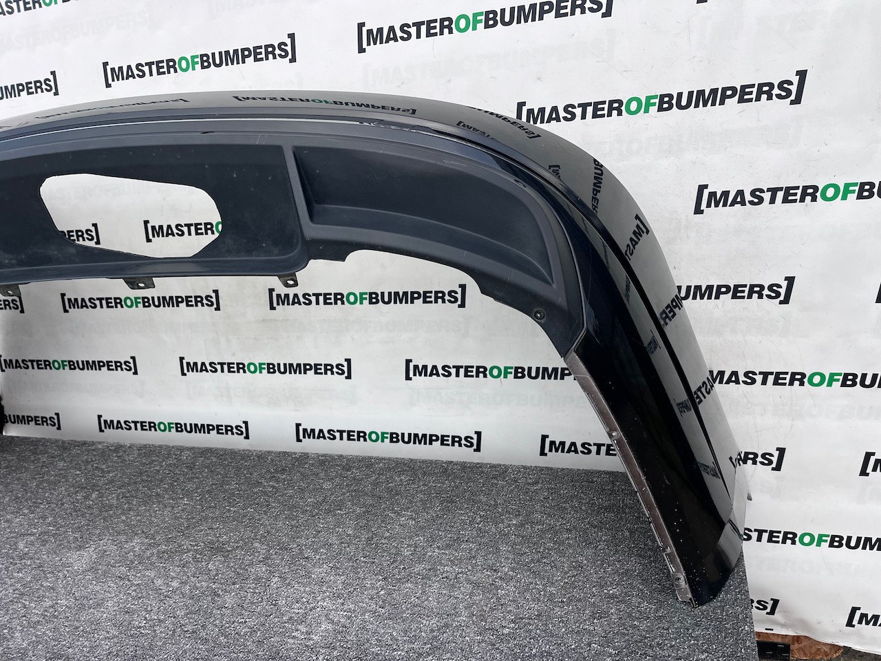 Skoda Superb Se Estate Only 2016-2022 Rear Bumper 4 Pdc Genuine [s661]