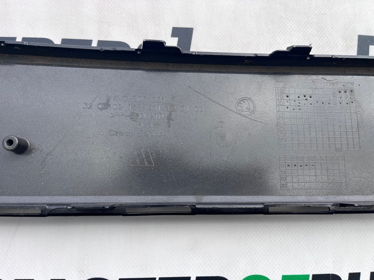 Skoda Fabia Hatchabck Esta Mk3 Lift 2018-2021 Front Bumper No Pdc Genuine [s674]