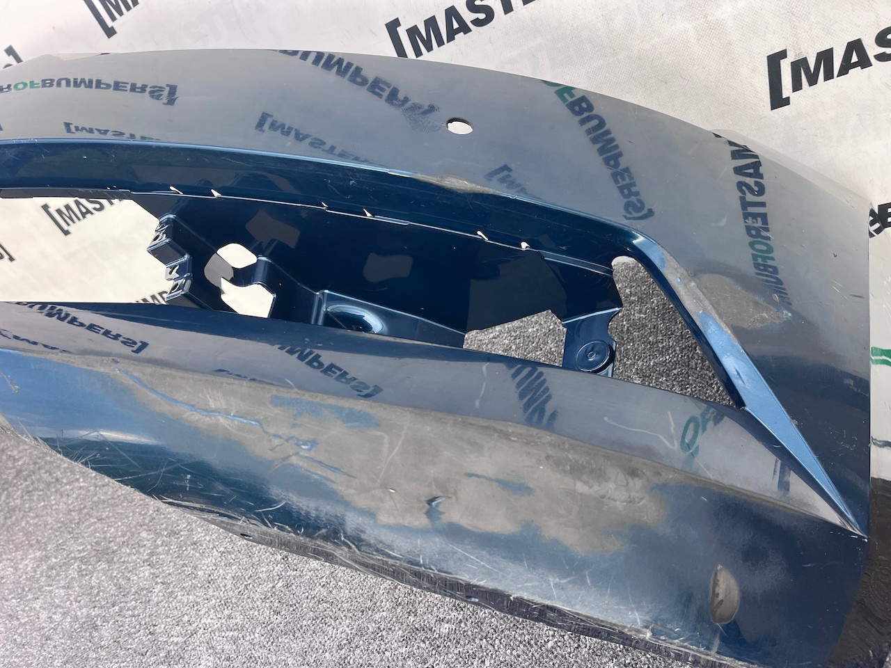 Skoda Superb Salon Estat Mk3 2015-2019 Front Bumper 4 Pdc No Jets Genuine [s680]