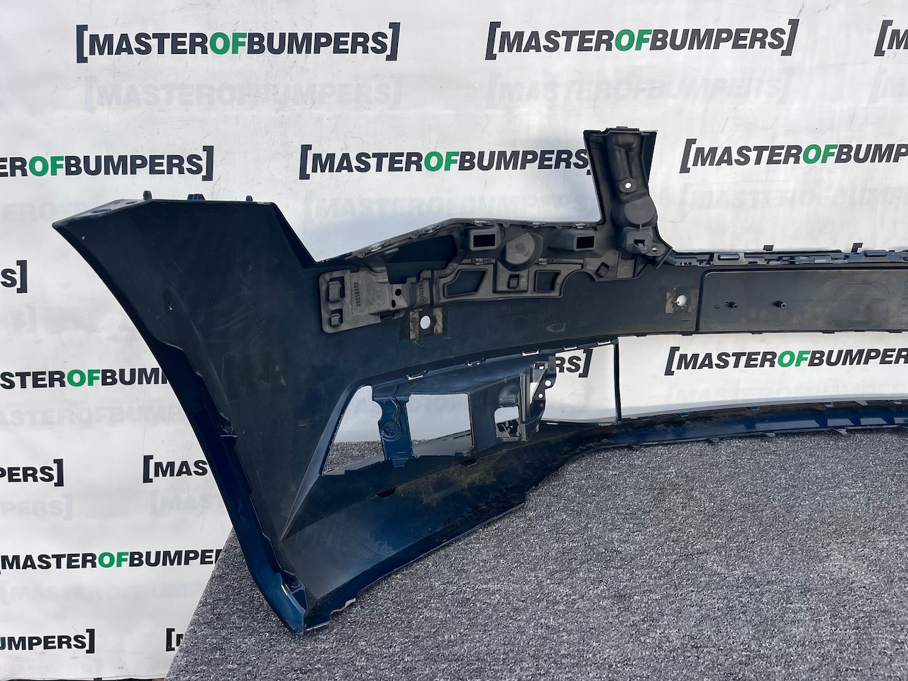 Skoda Superb Salon Estat Mk3 2015-2019 Front Bumper 4 Pdc No Jets Genuine [s680]
