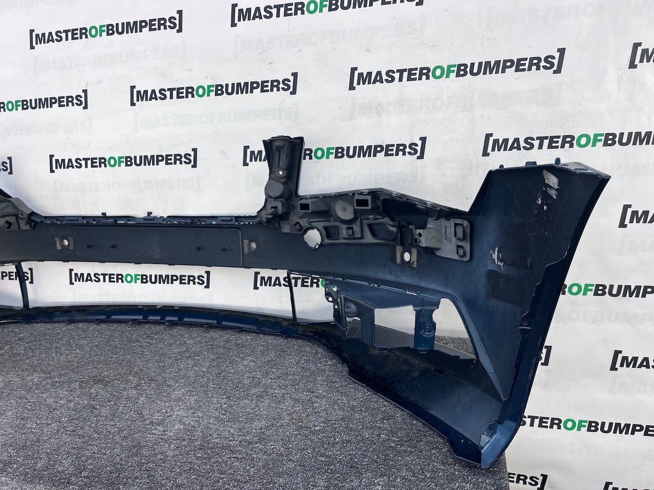 Skoda Superb Salon Estat Mk3 2015-2019 Front Bumper 4 Pdc No Jets Genuine [s680]