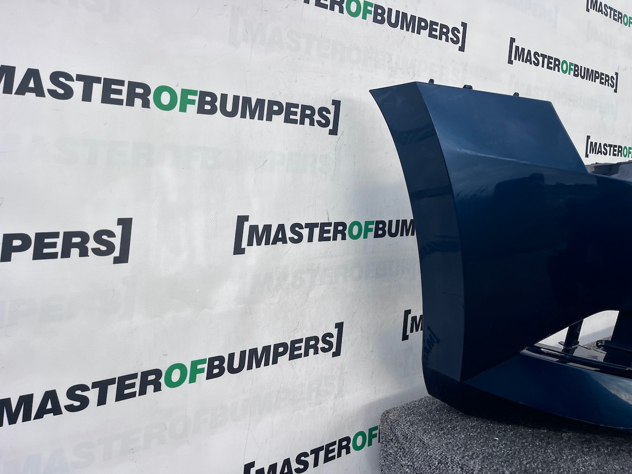 Skoda Superb Salon Estat Mk3 2015-2019 Front Bumper 4 Pdc No Jets Genuine [s680]