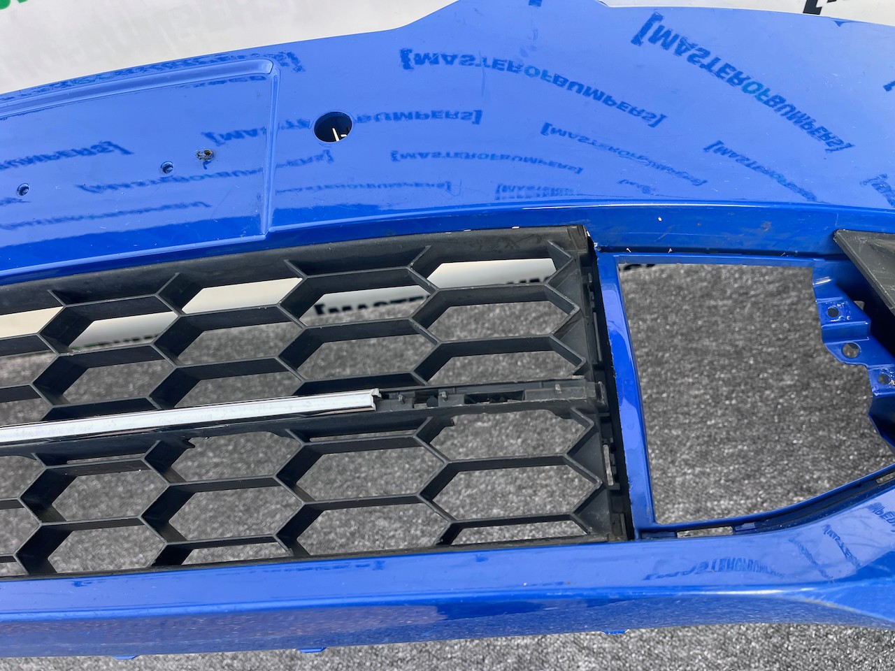 Skoda Superb Salon Estat Mk3 2015-2019 Front Bumper 4 Pdc No Jets Genuine [s681]