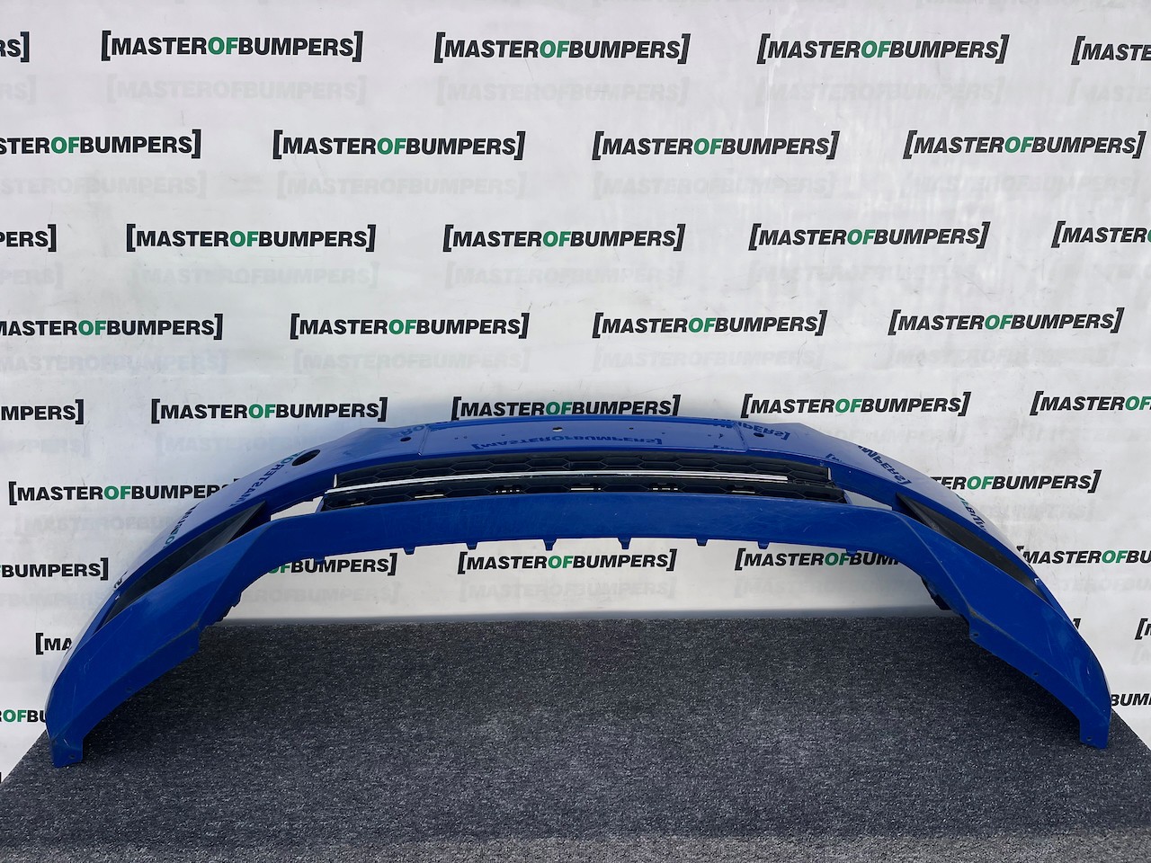 Skoda Superb Salon Estat Mk3 2015-2019 Front Bumper 4 Pdc No Jets Genuine [s681]