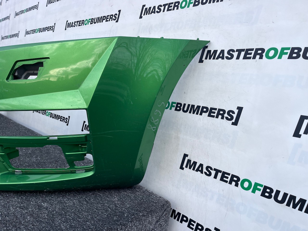 Skoda Octavia Vrs Mk3 2012-2016 Front Bumper No Pdc Jets Genuine [s688]