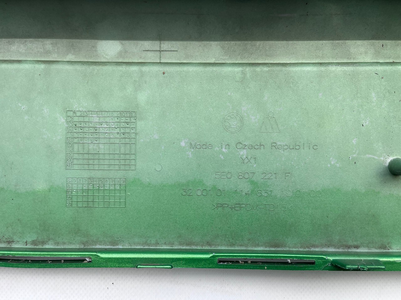 Skoda Octavia Vrs Mk3 2012-2016 Front Bumper No Pdc Jets Genuine [s688]