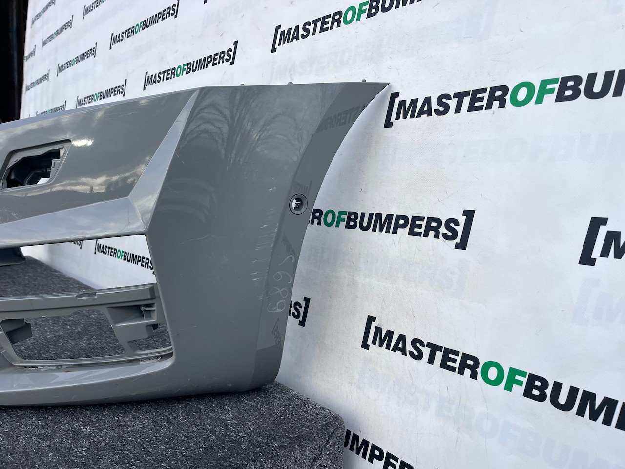 Skoda Octavia Vrs Mk3 2012-2016 Front Bumper 6 Pdc Jets Genuine [s689]