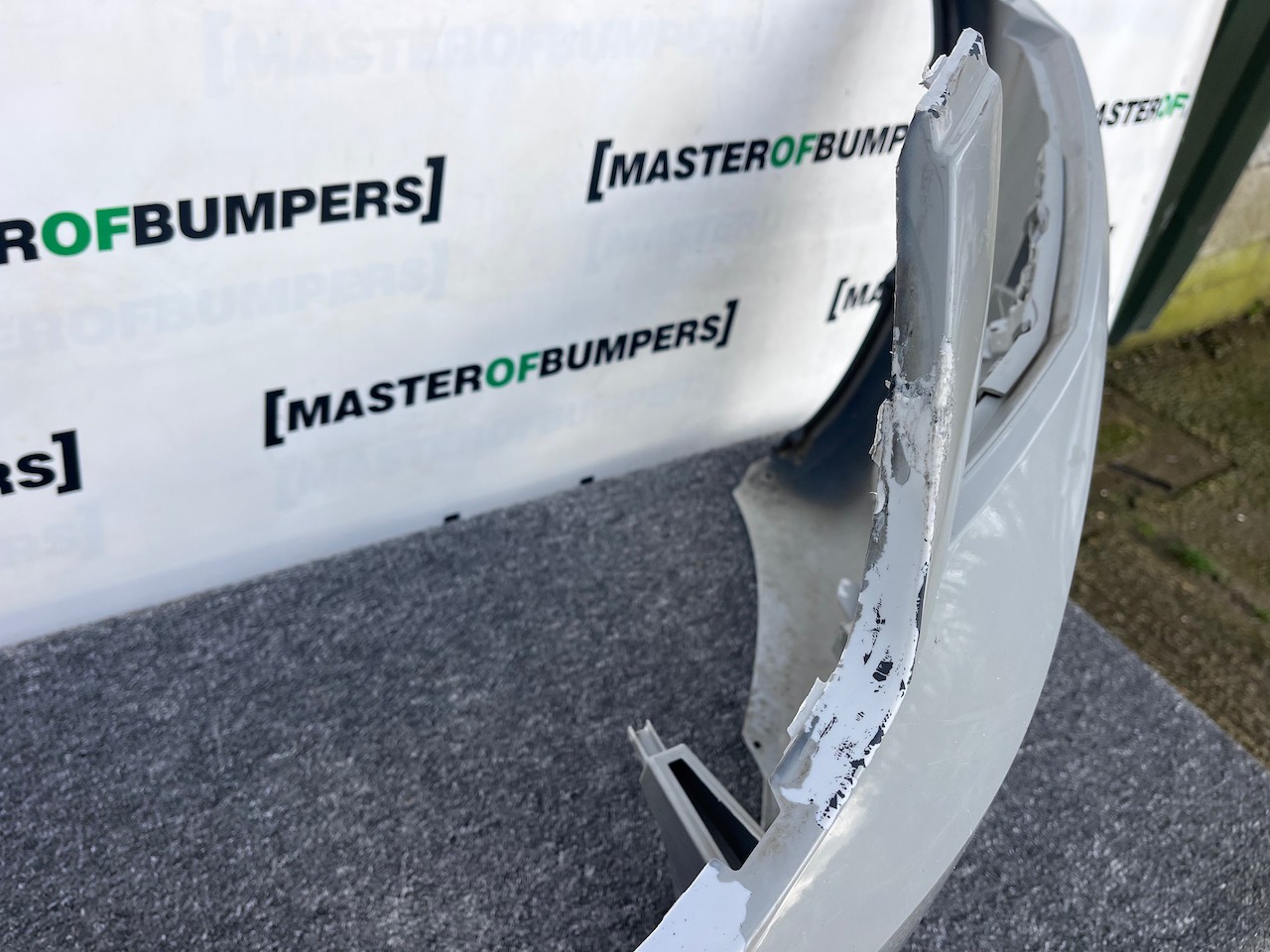 Skoda Octavia Vrs Mk3 2012-2016 Front Bumper 6 Pdc Jets Genuine [s689]