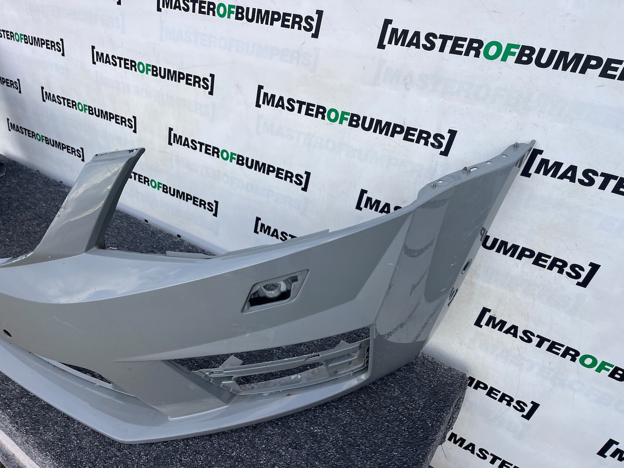 Skoda Octavia Vrs Mk3 2012-2016 Front Bumper 6 Pdc Jets Genuine [s689]
