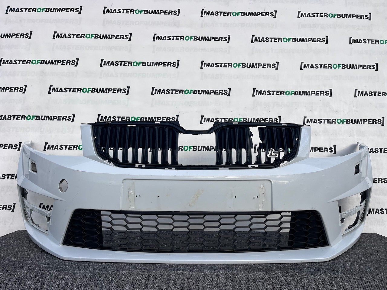 Skoda Octavia Vrs Mk3 2012-2016 Front Bumper No Pdc Jets Genuine [s690]