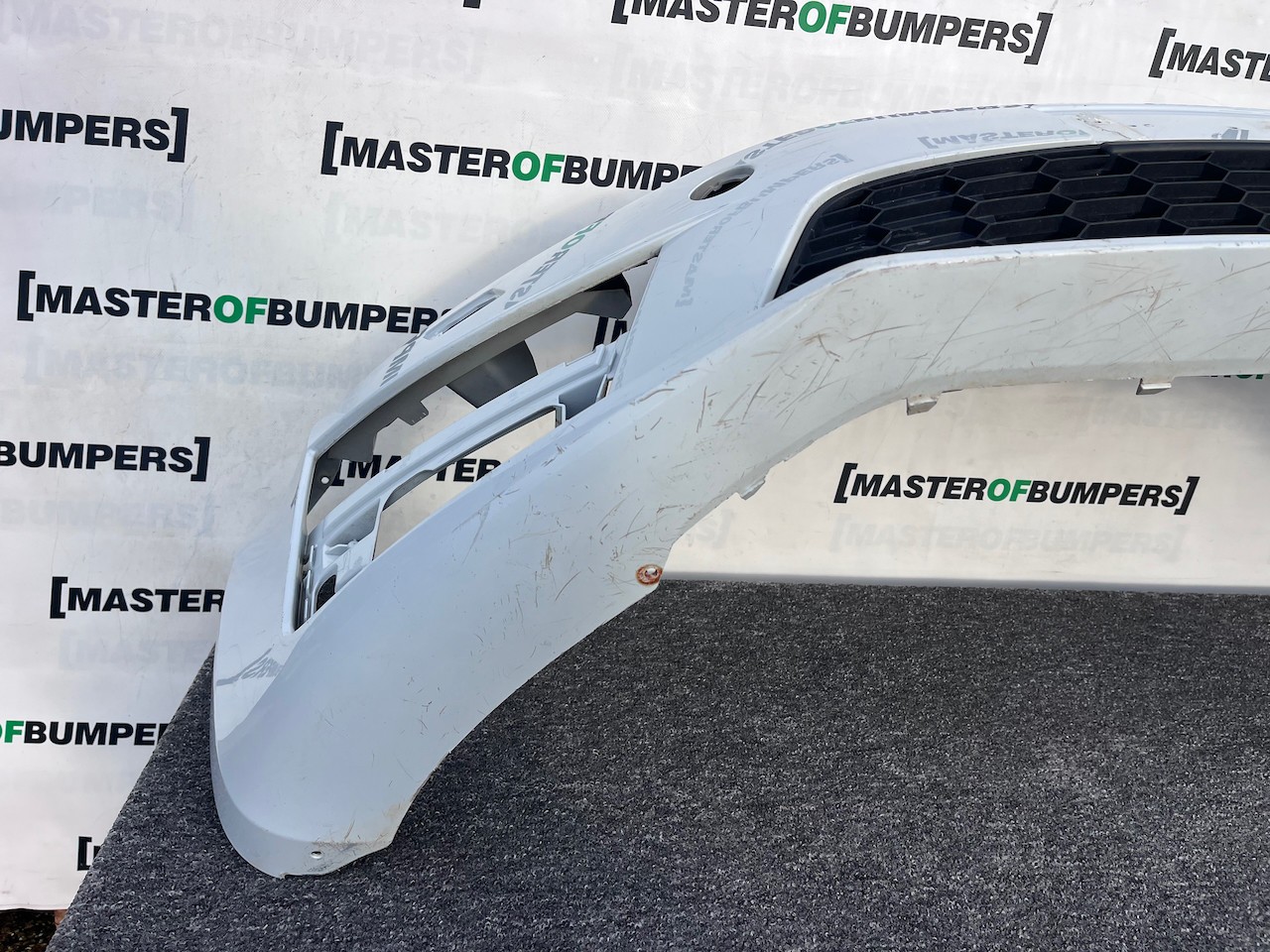 Skoda Octavia Vrs Mk3 2012-2016 Front Bumper No Pdc Jets Genuine [s690]