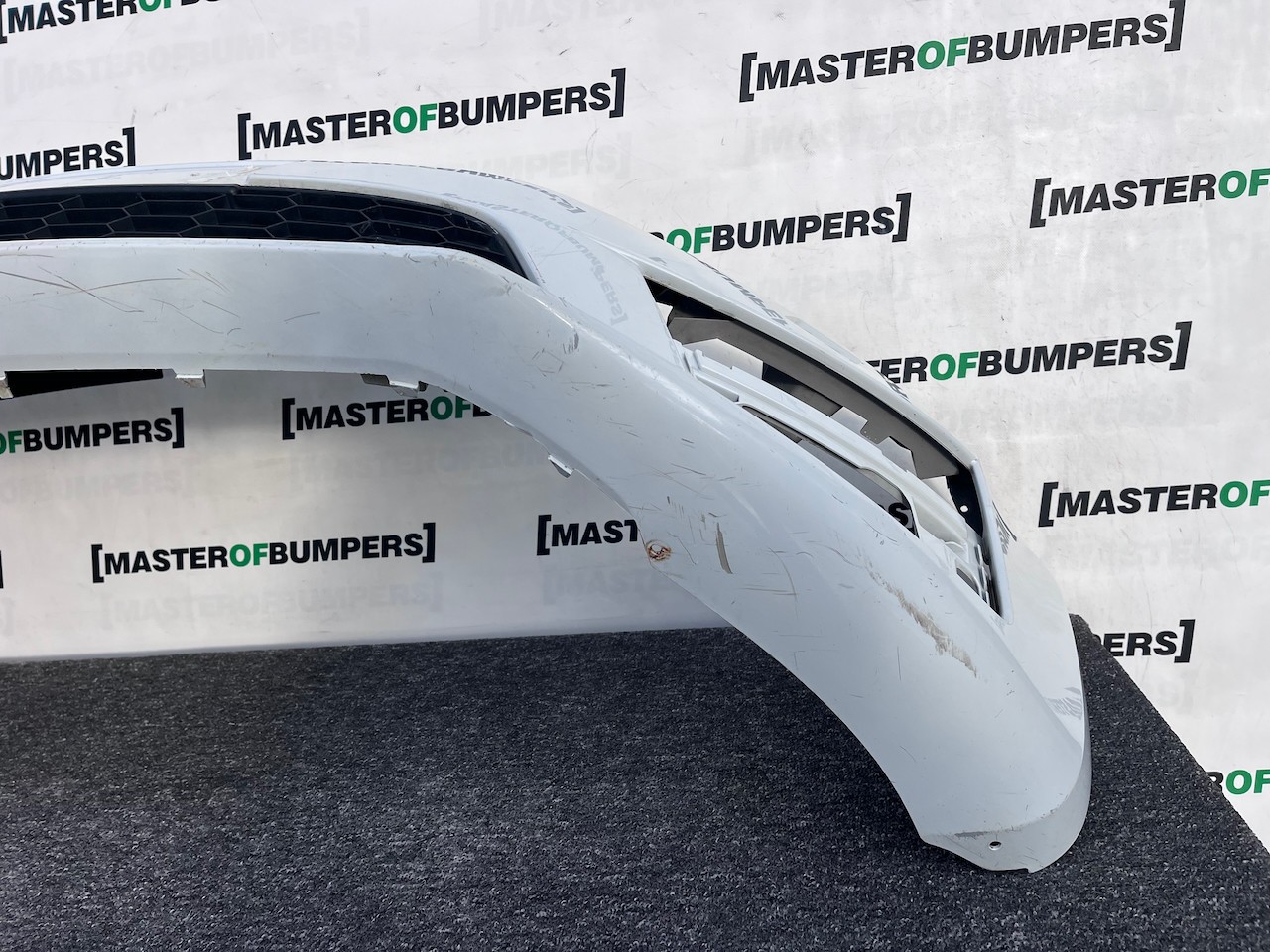 Skoda Octavia Vrs Mk3 2012-2016 Front Bumper No Pdc Jets Genuine [s690]