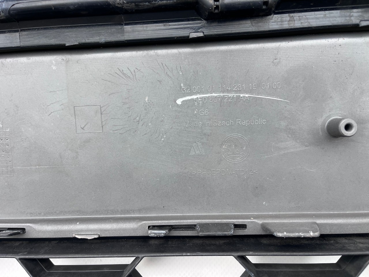 Skoda Octavia Vrs Mk3 Lift 2016-2019 Front Bumper 4 Pdc +jets Genuine [s695]