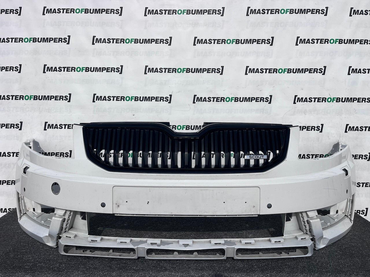 Skoda Octavia Scout Estat Mk3 2012-2016 Front Bumper 4 Pdc +jets Genuine [s717]