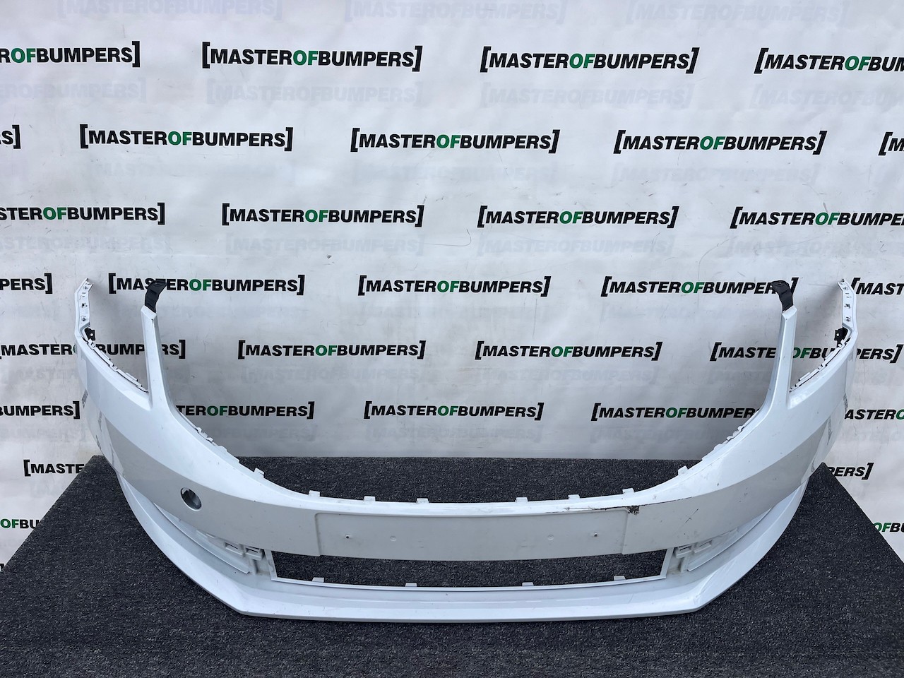 Skoda Octavia Mk3 Facelift 2016-2019 Front Bumper No Pdc No Jets Genuine [s711]