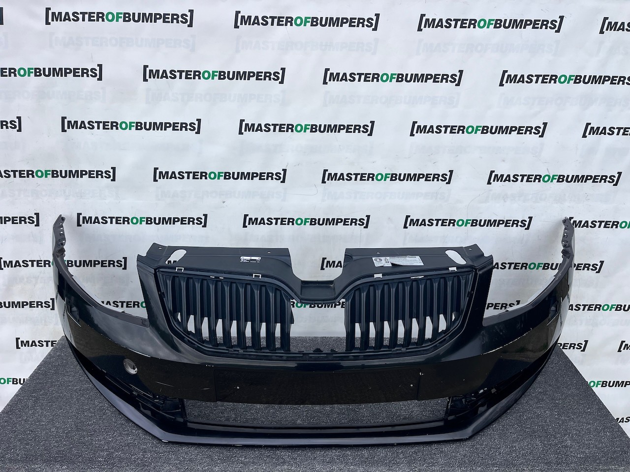 Skoda Octavia Elegance Mk3 2012-2016 Front Bumper No Pdc + Jets Genuine [s709]
