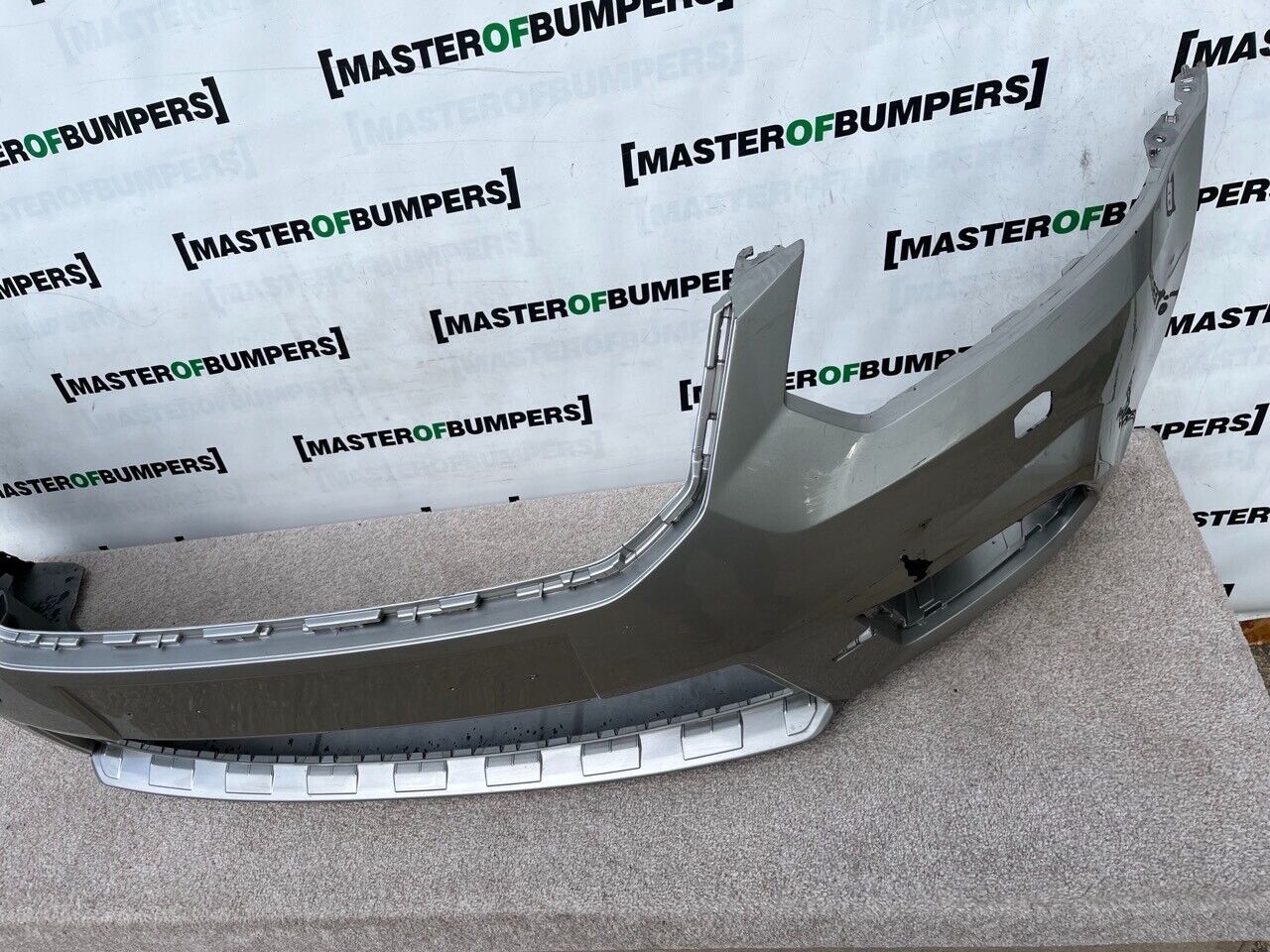 Skoda Yeti Style Elegance Facelift 2013-2017 Front Bumper Jets Genuine [s404]