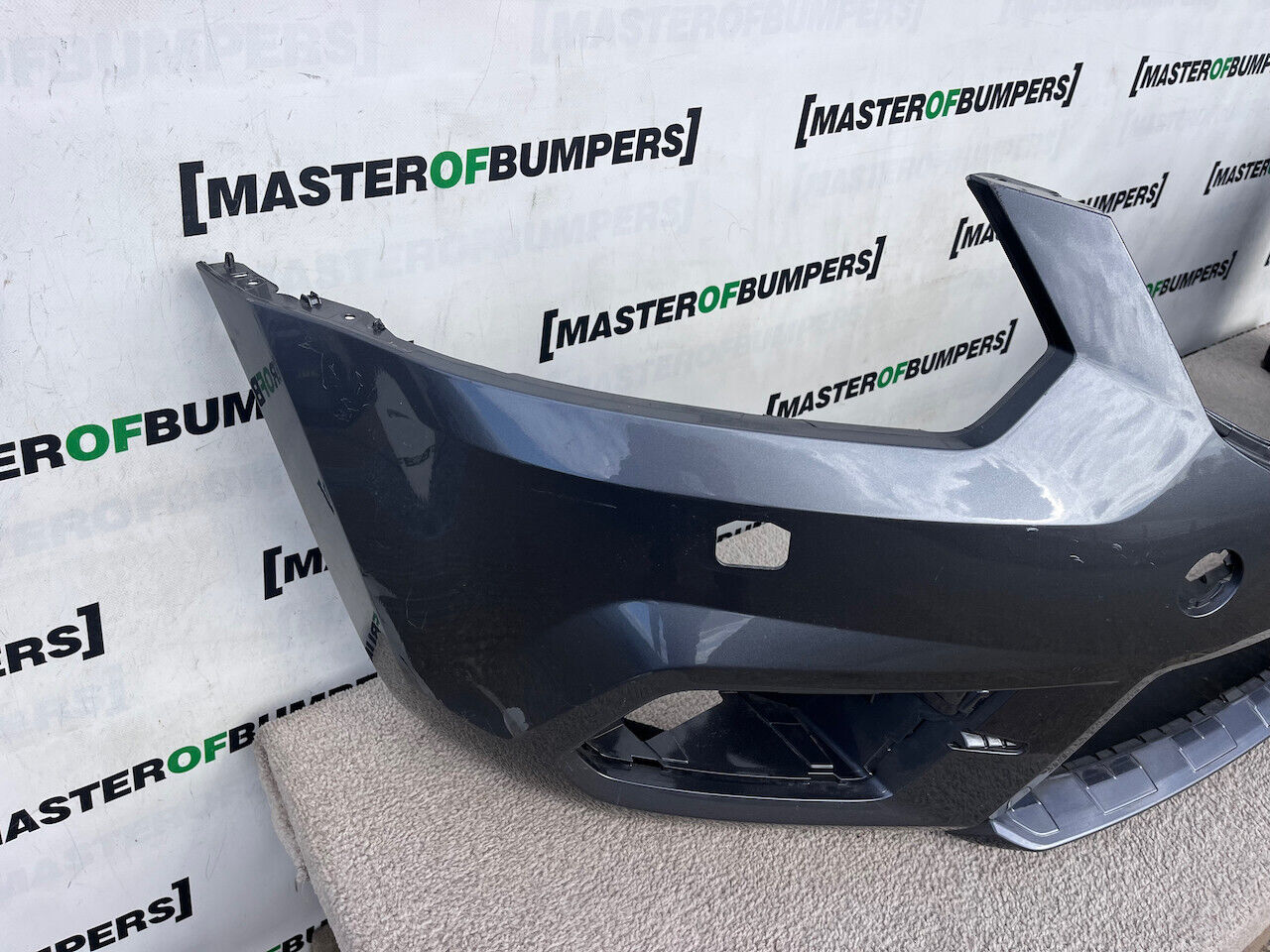 Skoda Yeti Style Elegance Facelift 2013-2017 Front Bumper Jets Genuine [s549]