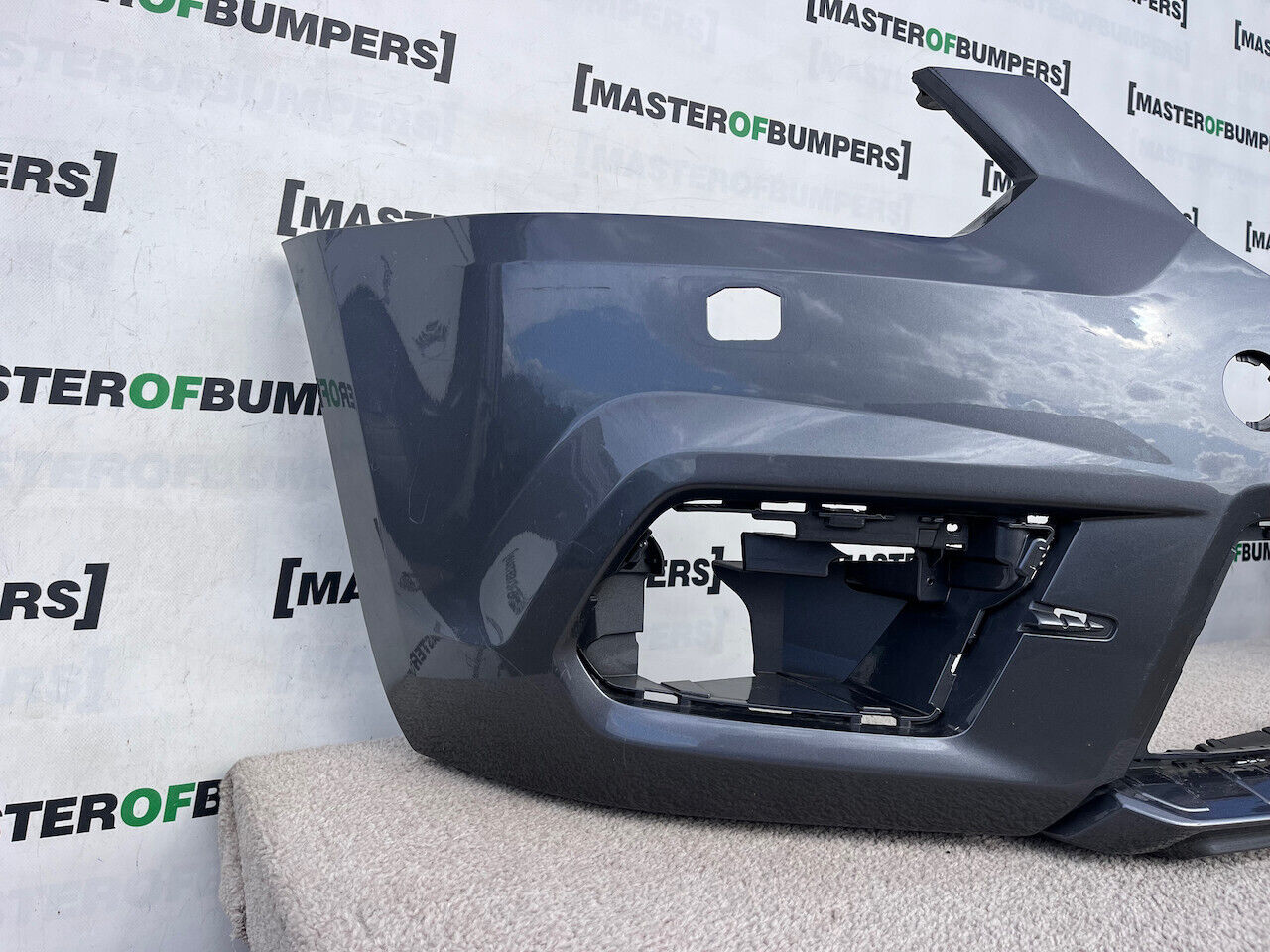 Skoda Yeti Style Elegance Facelift 2013-2017 Front Bumper Jets Genuine [s549]