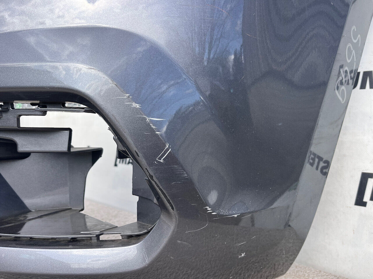 Skoda Yeti Style Elegance Facelift 2013-2017 Front Bumper Jets Genuine [s549]