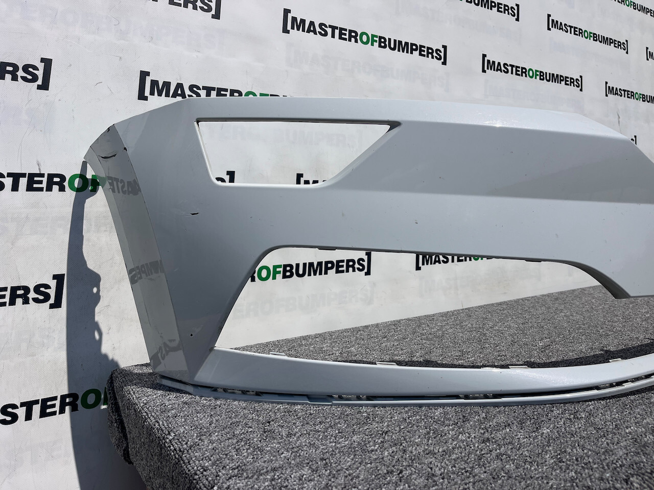 Skoda Karoq Act Edition 2017-2021 Front Bumper 4 Pdc No Jets Genuine [s575]