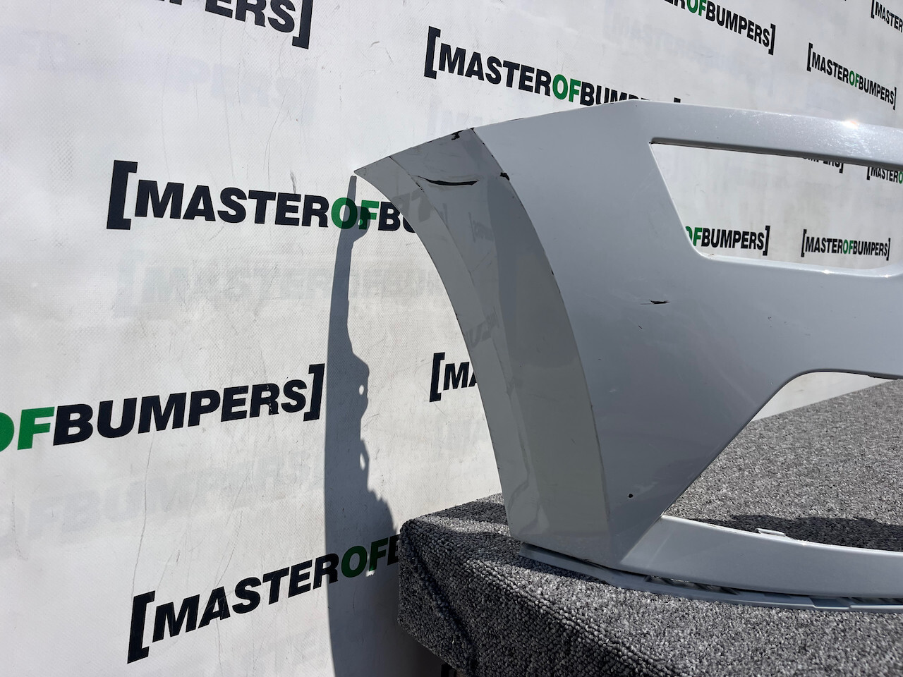 Skoda Karoq Act Edition 2017-2021 Front Bumper 4 Pdc No Jets Genuine [s575]