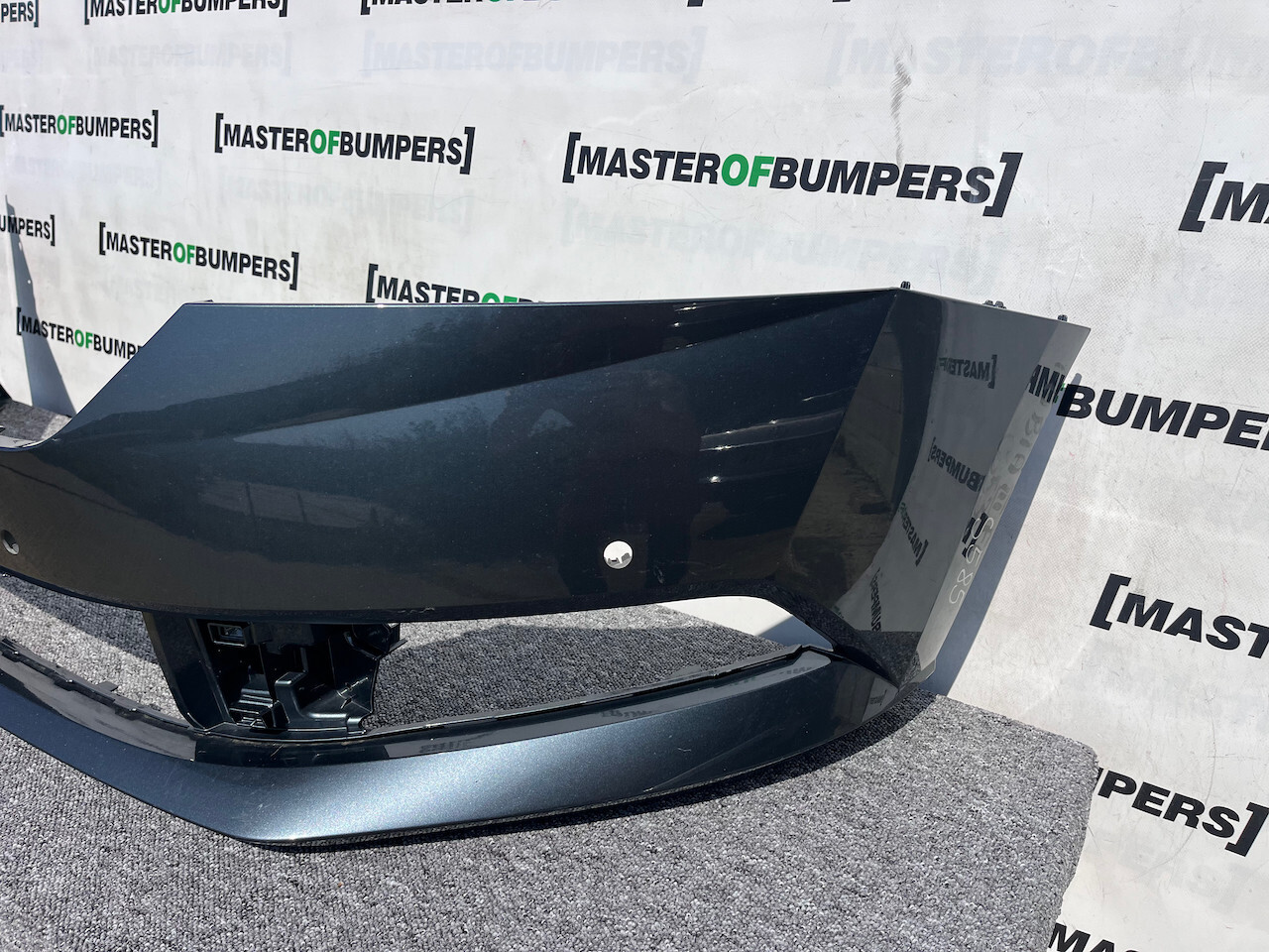 Skoda Fabia Hatchback Mk3 Lift 2018-2021 Front Bumper 4 Pdc Genuine [s585]