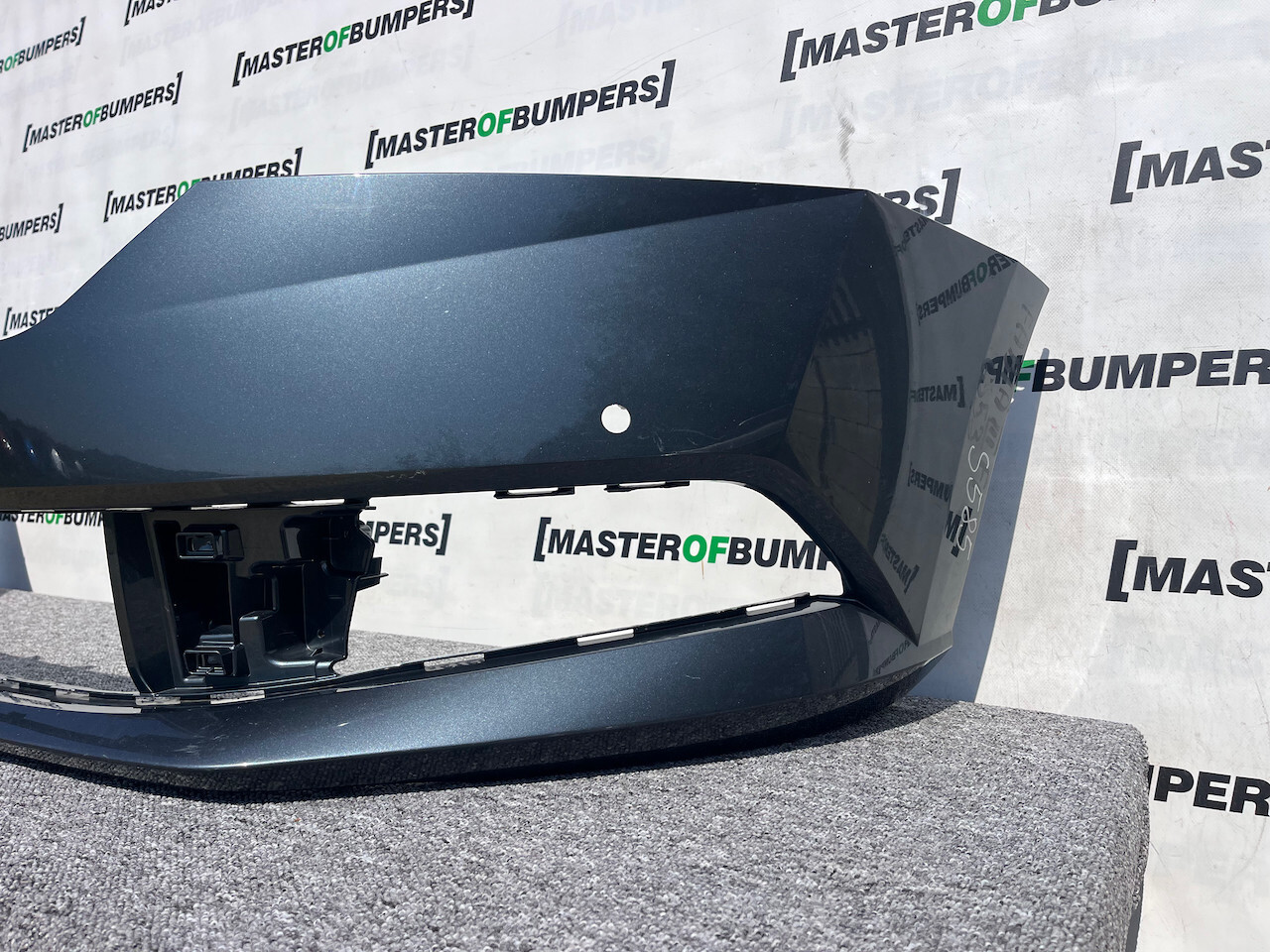 Skoda Fabia Hatchback Mk3 Lift 2018-2021 Front Bumper 4 Pdc Genuine [s585]