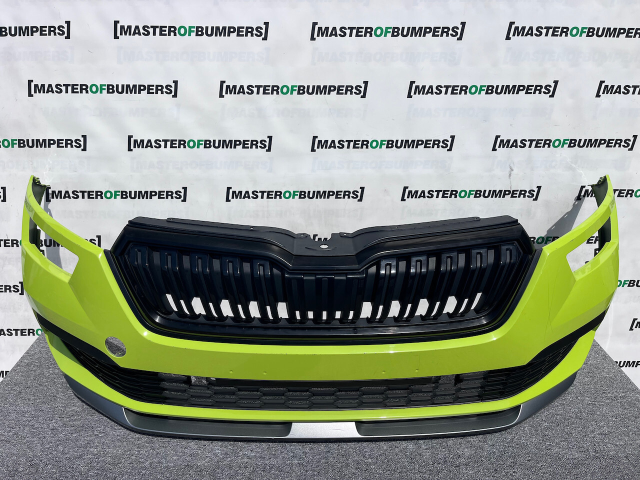 Skoda Kamiq Se L Edition Mk1 2019-2023 Front Bumper 4 Pdc Genuine [s599]