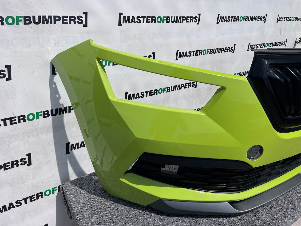 Skoda Kamiq Se L Edition Mk1 2019-2023 Front Bumper 4 Pdc Genuine [s599]