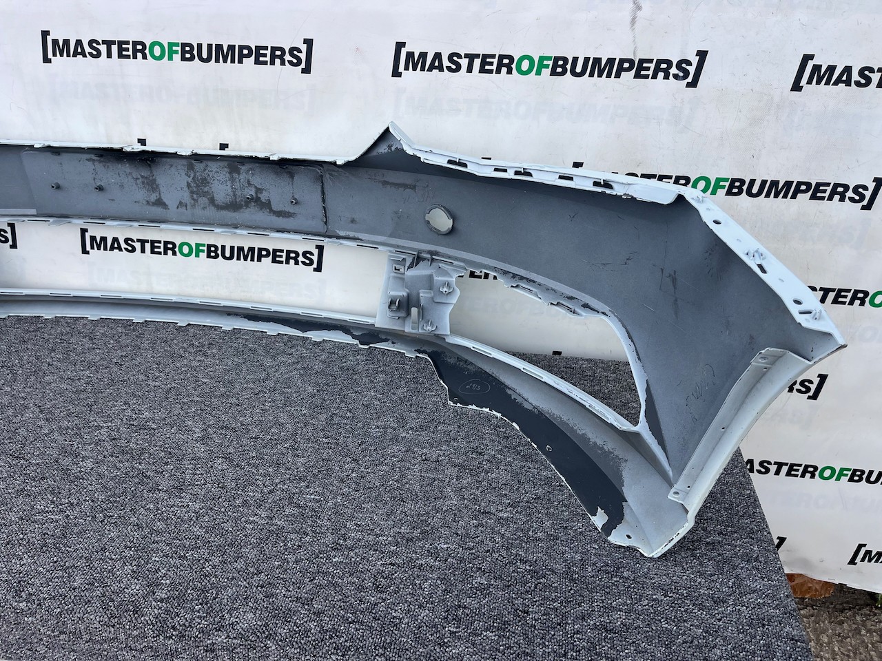 Skoda Fabia Hatchback Mk3 2014-2017 Front Bumper No Pdc Genuine [s625]