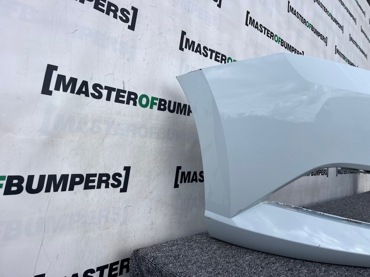 Skoda Fabia Hatchback Mk3 2014-2017 Front Bumper No Pdc Genuine [s625]