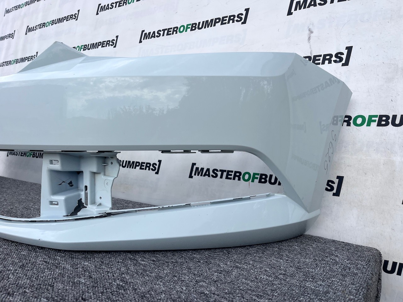 Skoda Fabia Hatchback Mk3 2014-2017 Front Bumper No Pdc Genuine [s625]