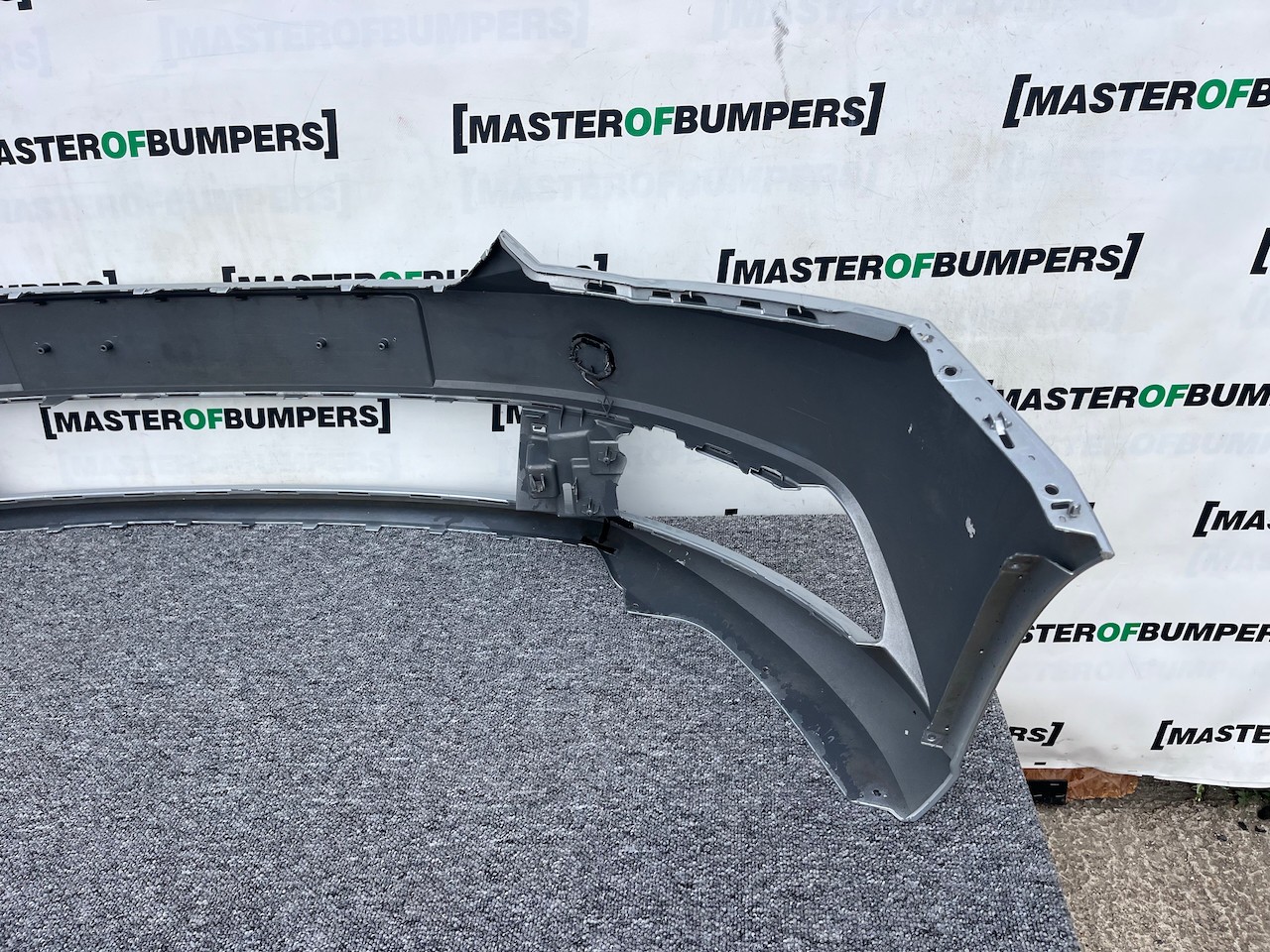 Skoda Fabia Hatchback Mk3 2014-2017 Front Bumper No Pdc Genuine [s628]