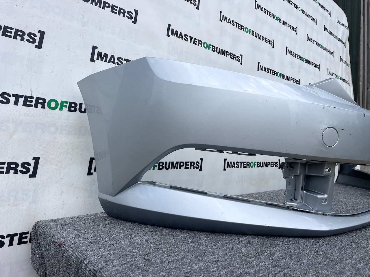 Skoda Fabia Hatchback Mk3 2014-2017 Front Bumper No Pdc Genuine [s628]