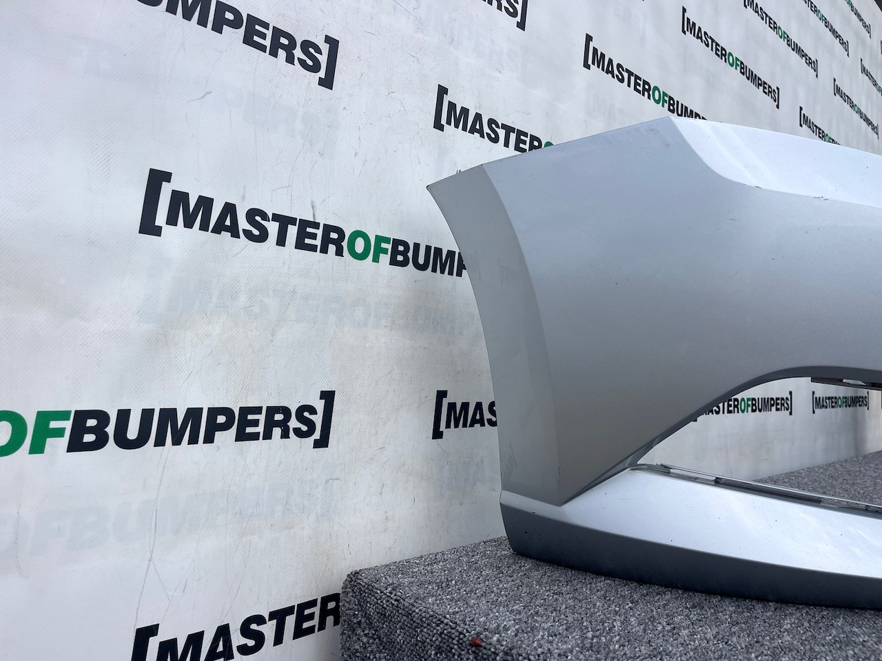 Skoda Fabia Hatchback Mk3 2014-2017 Front Bumper No Pdc Genuine [s628]