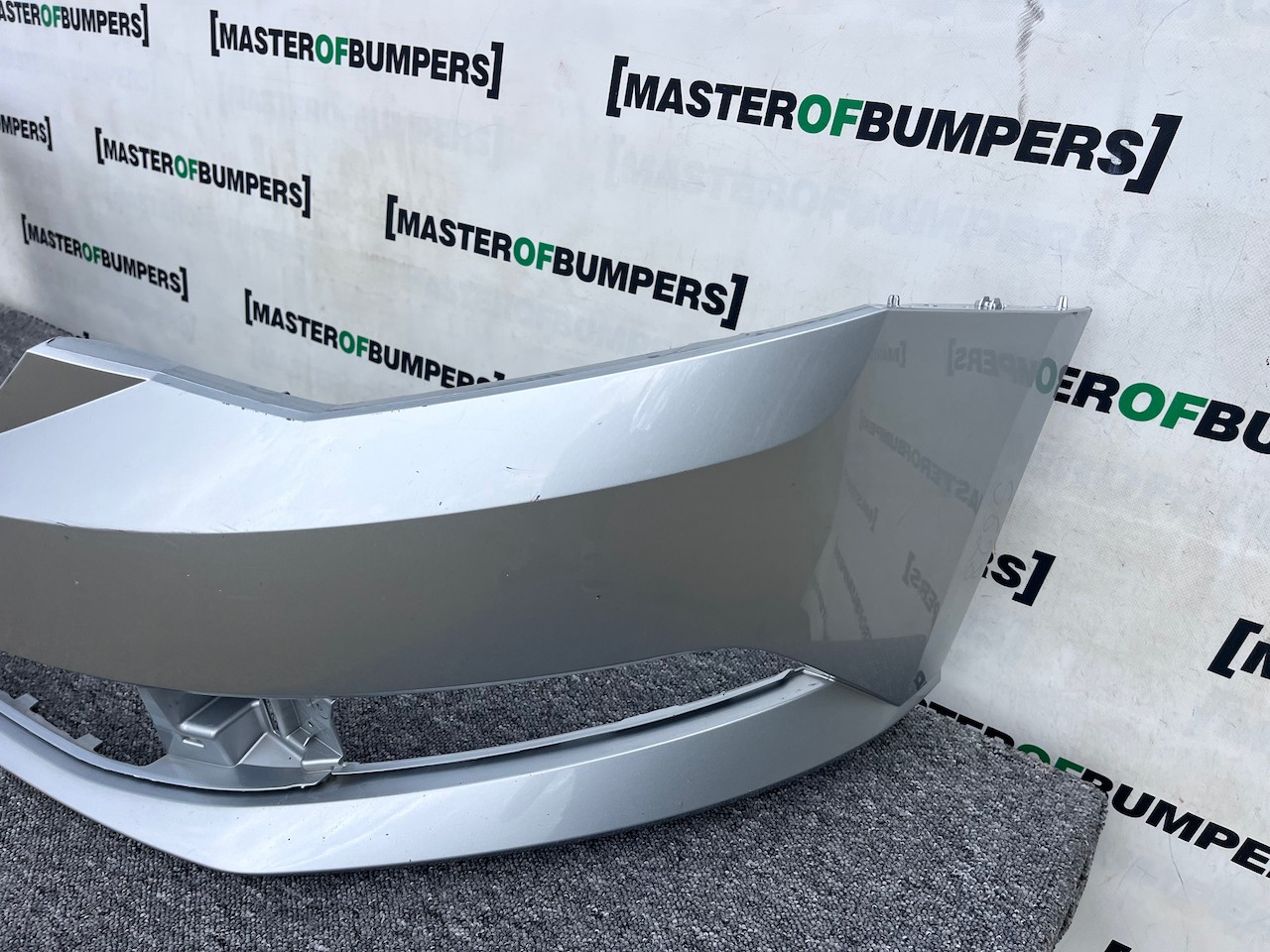 Skoda Fabia Hatchback Mk3 2014-2017 Front Bumper No Pdc Genuine [s628]