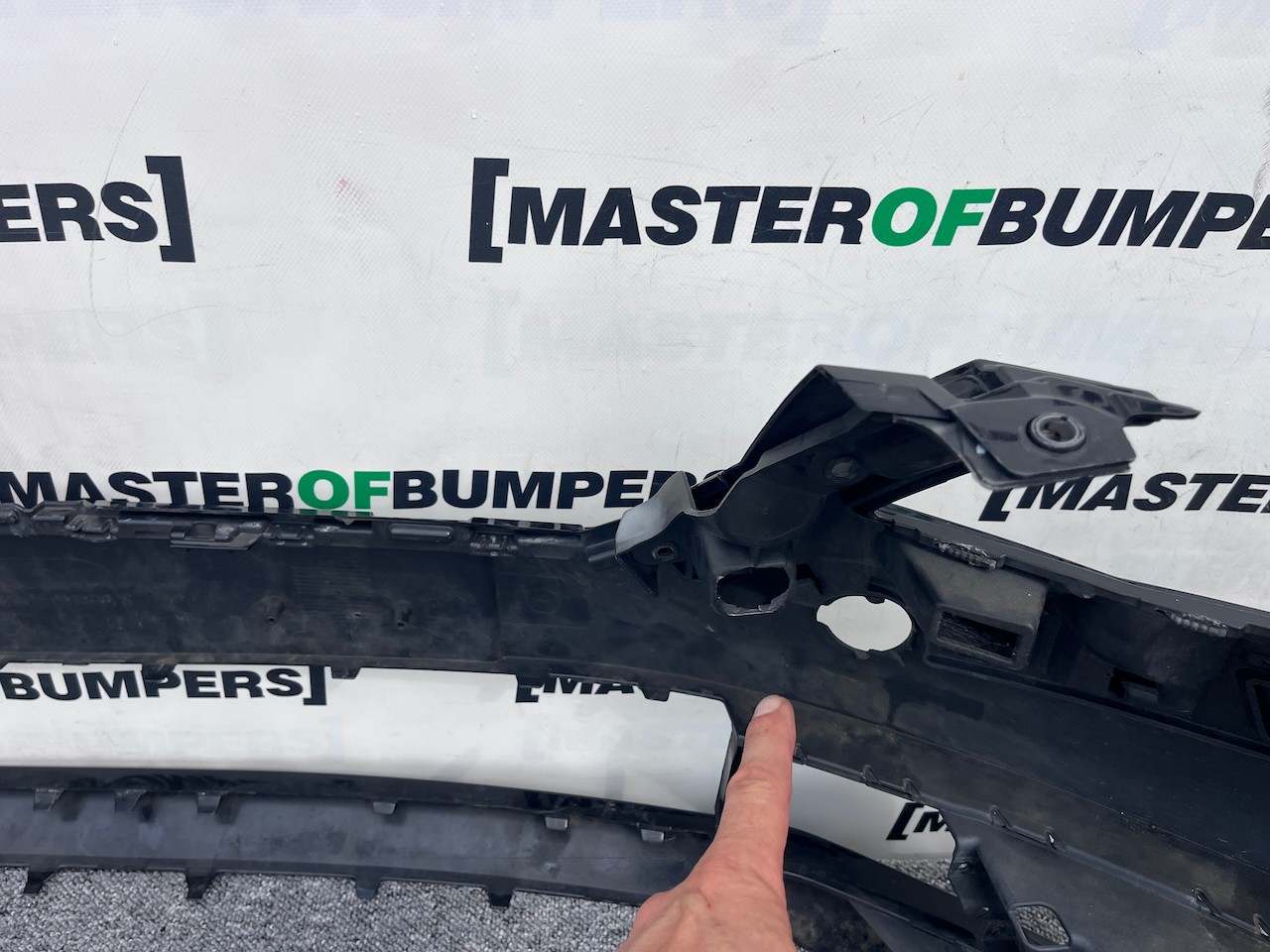 Skoda Superb Salon Estate Mk3 2015-2019 Front Bumper No Pdc +jets Genuine [s485]