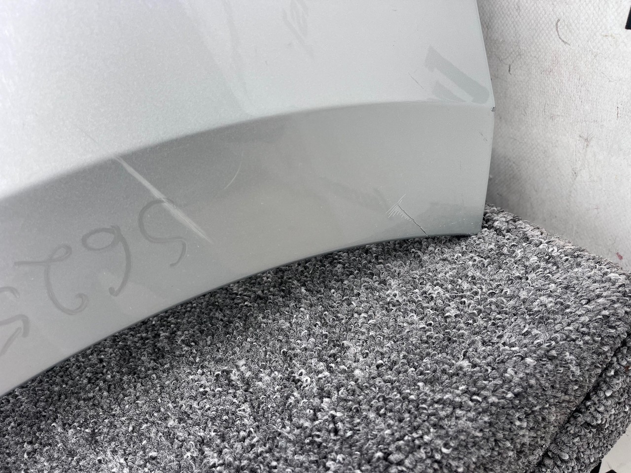 Skoda Rapid Spaceback 2012-2015 Front Bumper Red No Pdc Jets Genuine [s625]