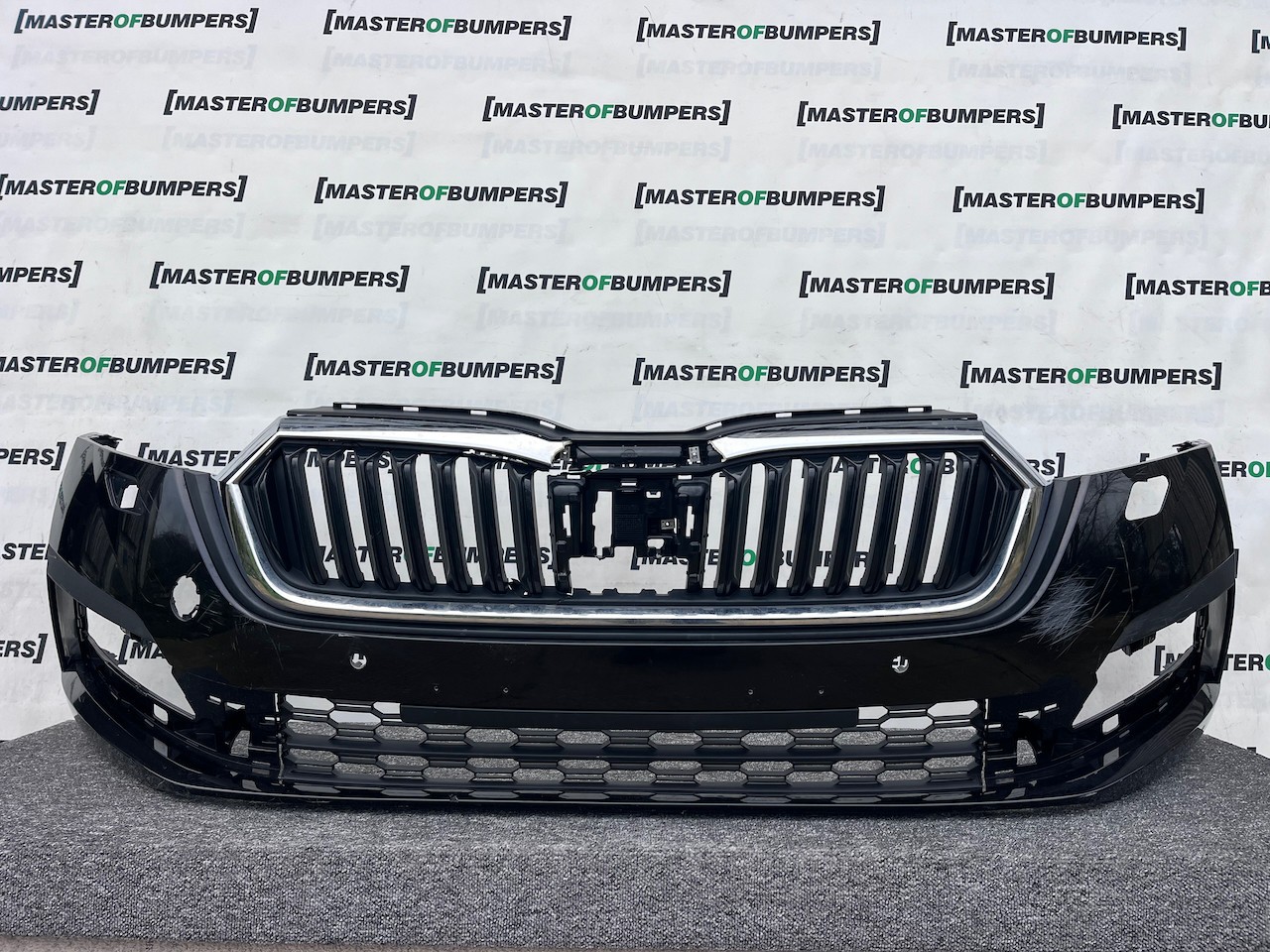 Skoda Octavia Se Comfort Mk4 2020-2023 Front Bumper 4 Pdc Jets Genuine [s657]