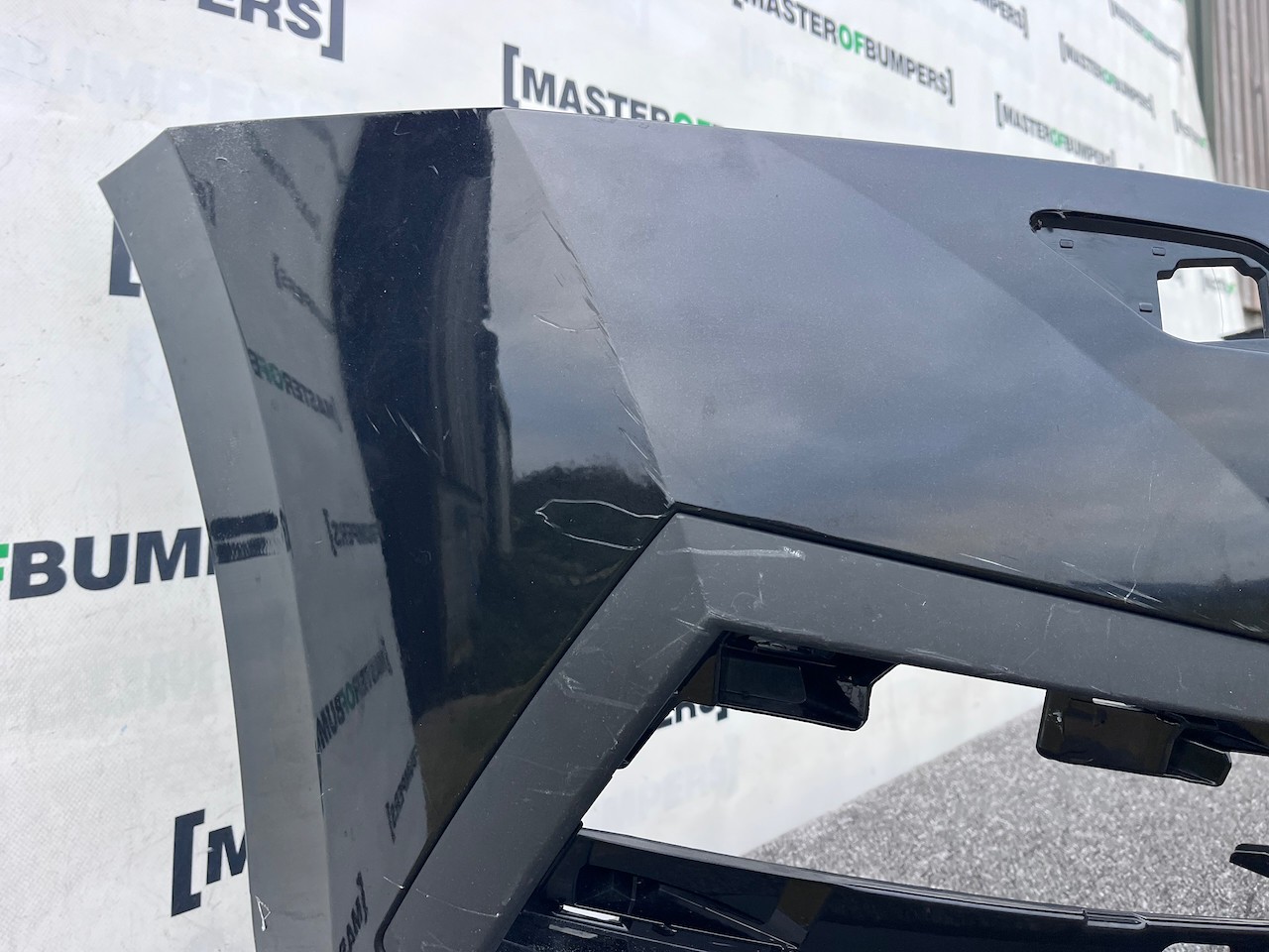 Skoda Octavia Se Comfort Mk4 2020-2023 Front Bumper 4 Pdc Jets Genuine [s657]