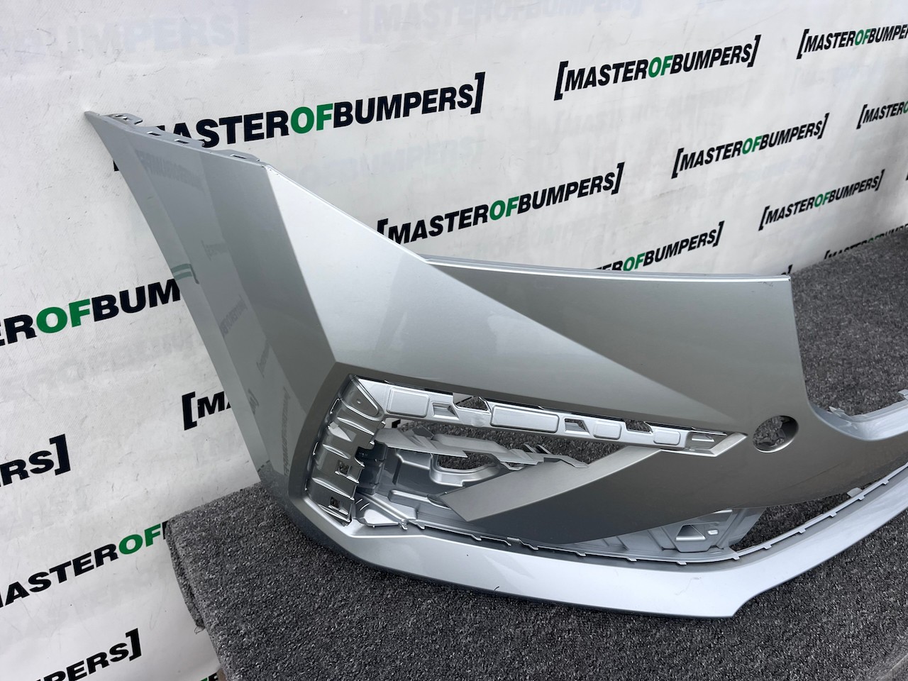 Skoda Scala Se Technology Hatchback 2024-on Front Bumper 4 Pdc Genuine [s660]