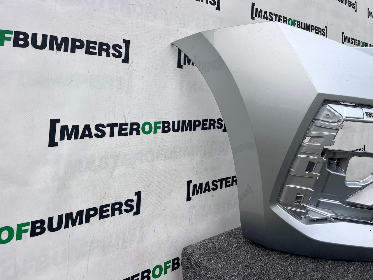 Skoda Scala Se Technology Hatchback 2024-on Front Bumper 4 Pdc Genuine [s660]