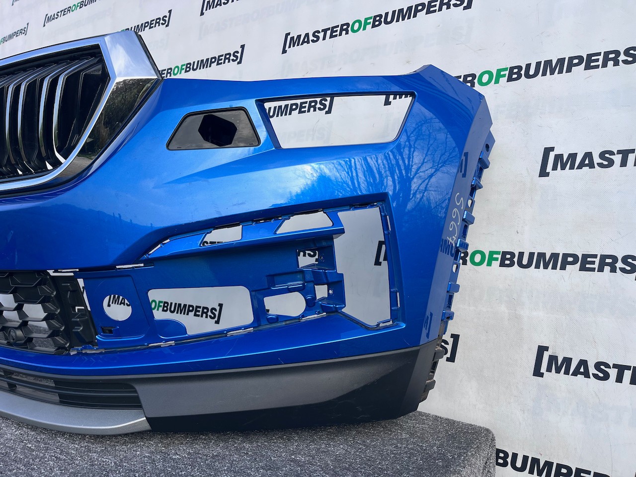 Skoda Kodiaq Se L Standard  Mk1 Lift 2021-2024 Front Bumper Jets Genuine [s667]