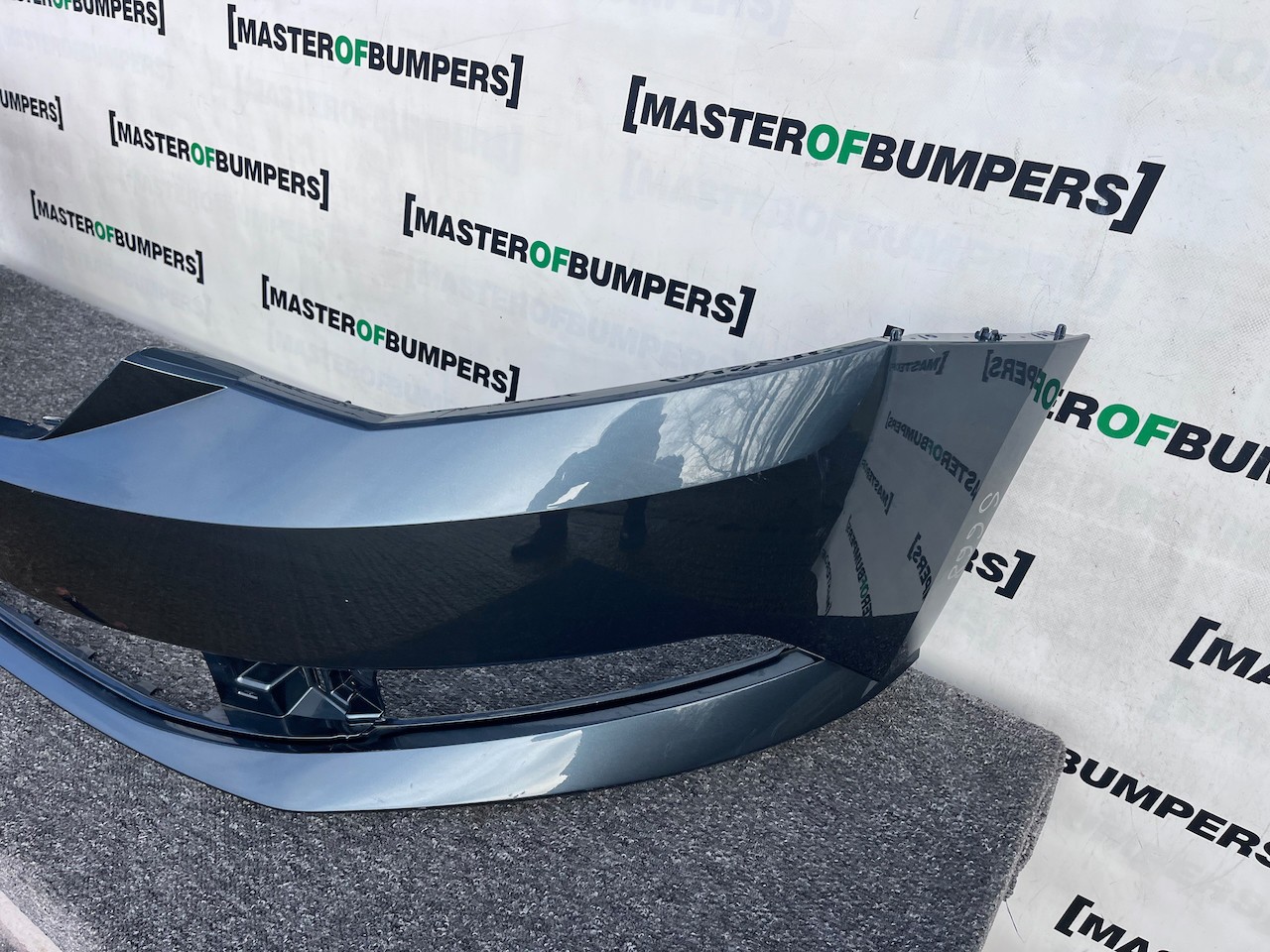 Skoda Fabia Hatchback Mk3 2014-2017 Front Bumper No Pdc Genuine [s668]