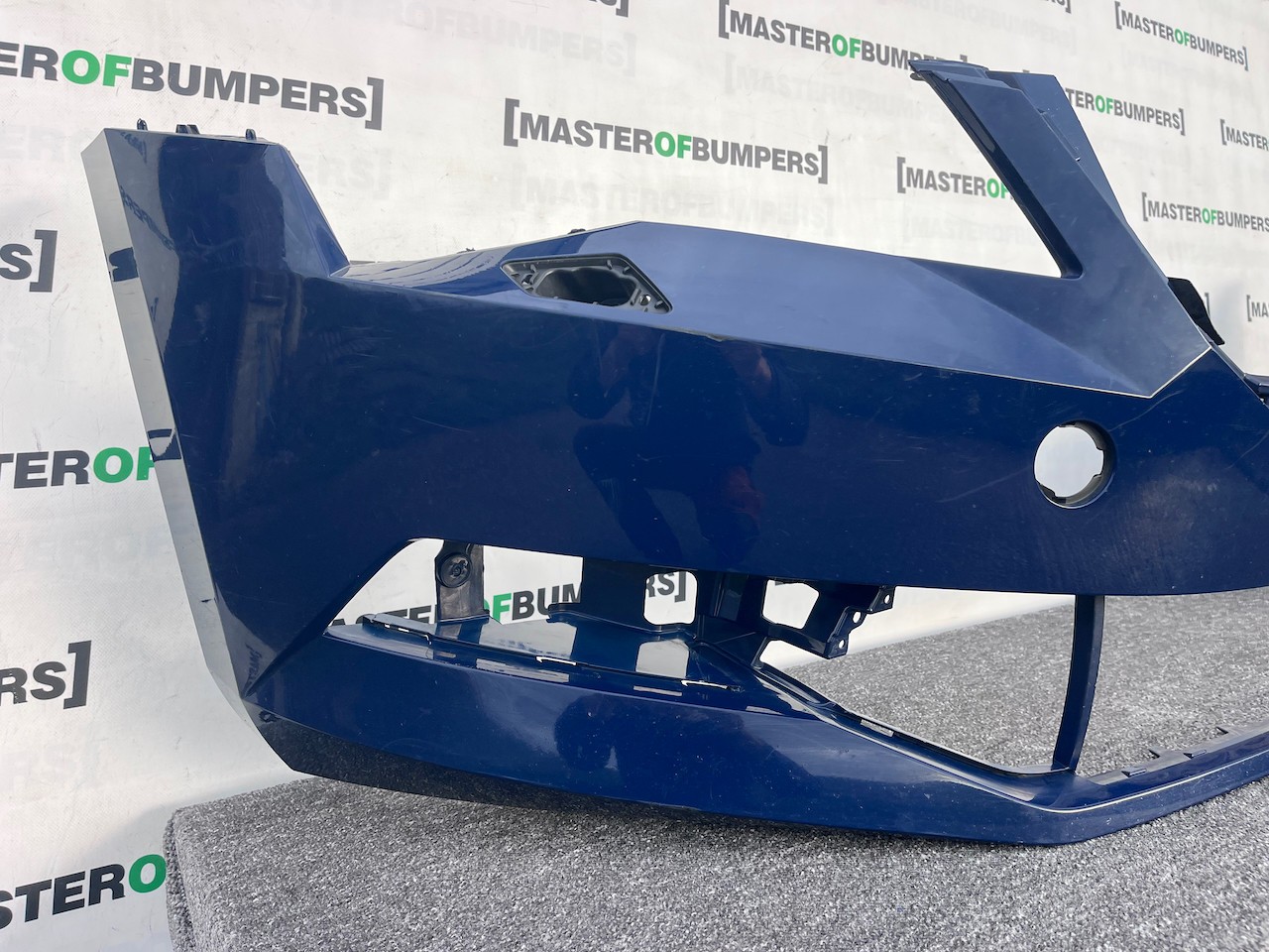 Skoda Superb Salon Estat Mk3 2015-2019 Front Bumper No Pdc + Jets Genuine [s682]