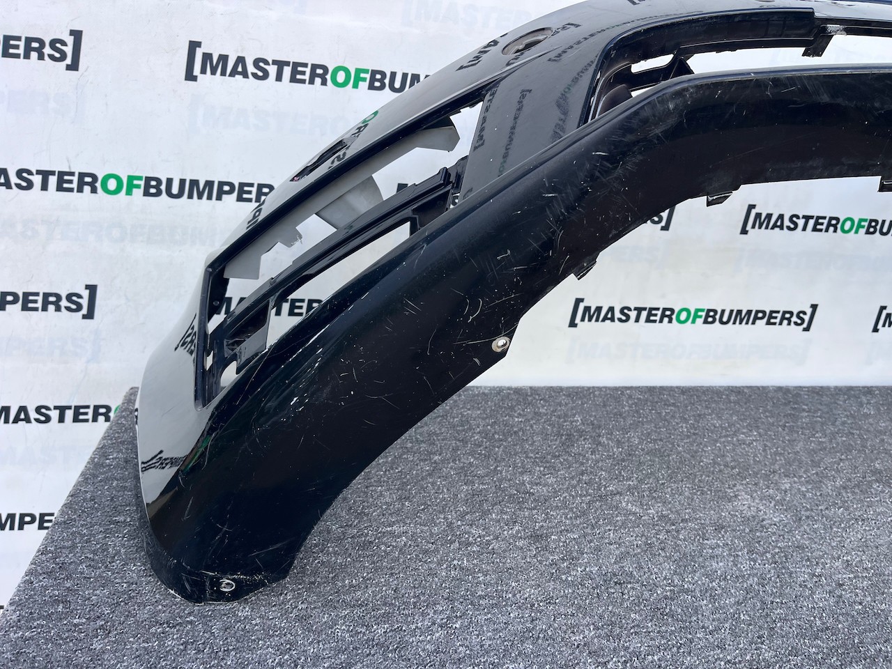 Skoda Octavia Vrs Mk3 2012-2016 Front Bumper 4 Pdc Jets Genuine [s687]