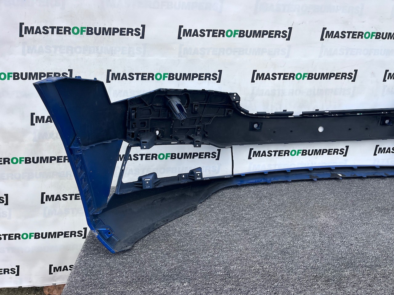 Skoda Superb Sport Line Mk4 2020-2023 Front Bumper 4 Pdc Jets Genuine [s691]