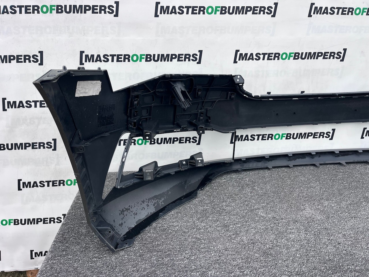 Skoda Superb Se Sel Mk4 2020-2023 Front Bumper No Pdc + Jets Genuine [s693]